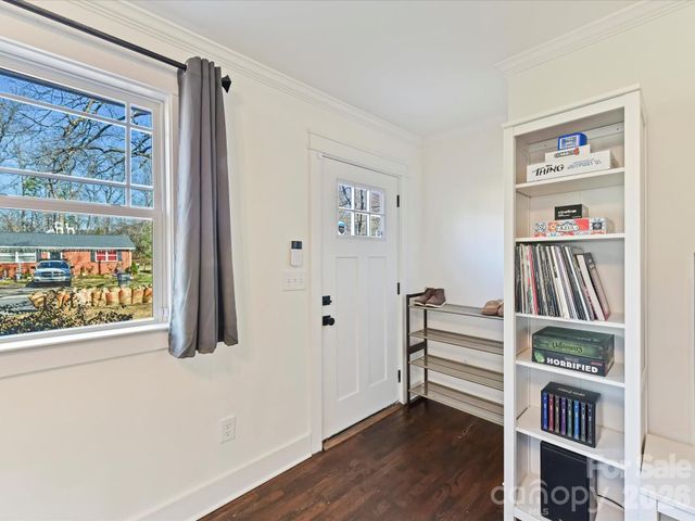 1800 Finchley Drive, Charlotte, NC 28215