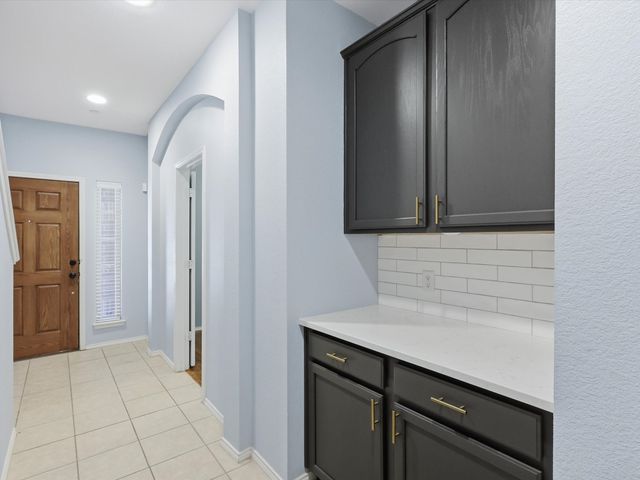 2126 Mcparland Court, Carrollton, TX 75006