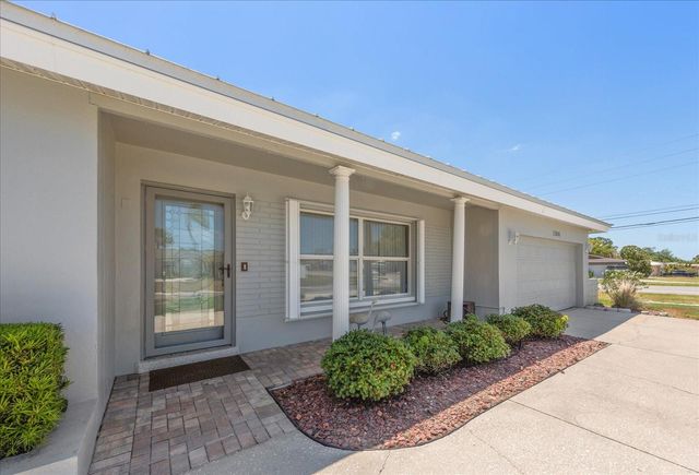 13996 BARBADOS DRIVE, Seminole, FL 33776