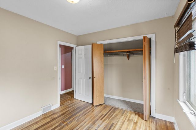 1041 6th Street E, Saint Paul, MN 55106