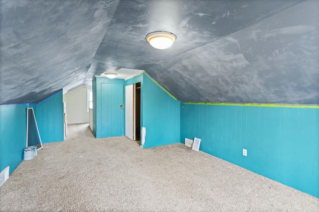 1041 6th Street E, Saint Paul, MN 55106