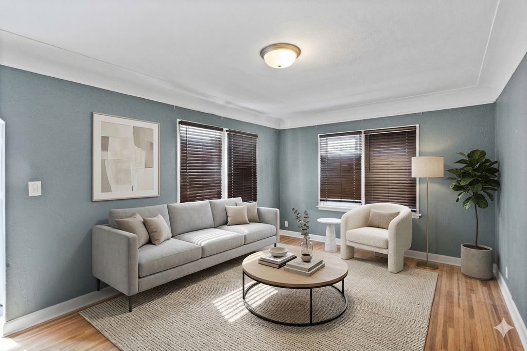 1041 6th Street E, Saint Paul, MN 55106