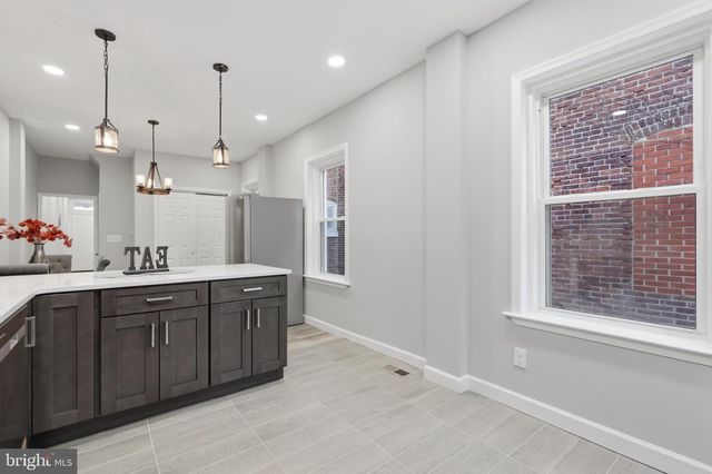 1904 LANCASTER AVE, Wilmington, DE 19805