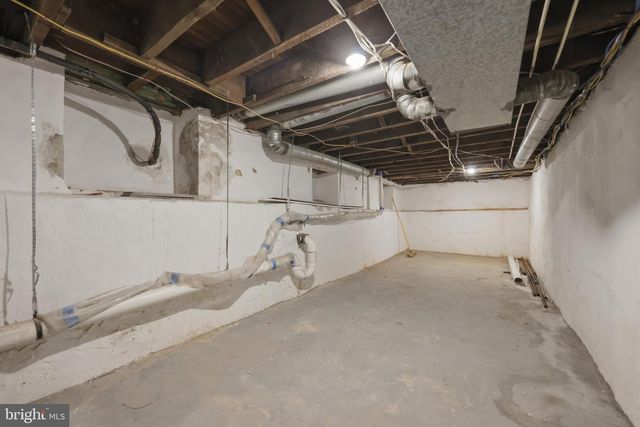 1904 LANCASTER AVE, Wilmington, DE 19805