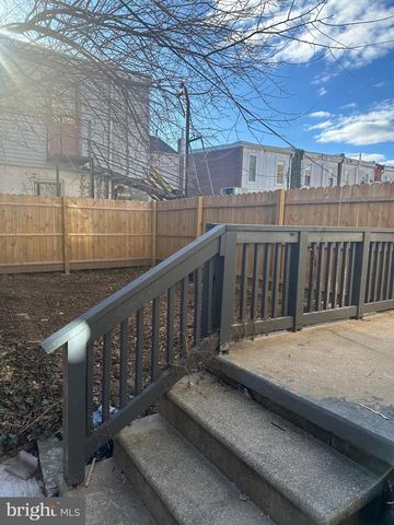 1904 LANCASTER AVE, Wilmington, DE 19805