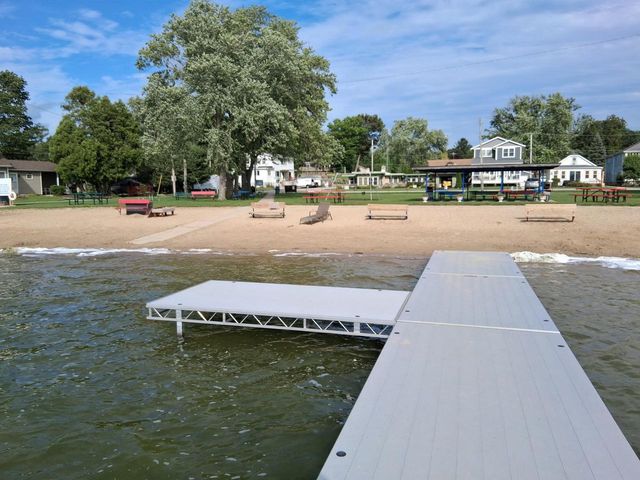 30131 Arrow DRIVE, Burlington, WI 53105