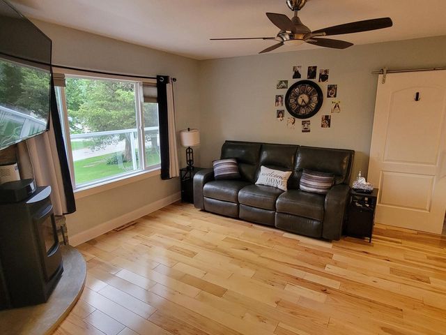 30131 Arrow DRIVE, Burlington, WI 53105