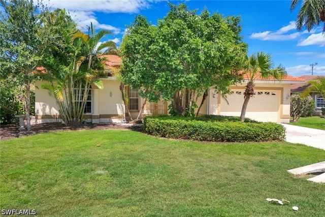 28476 Del Lago WAY, Bonita Springs, FL 34135