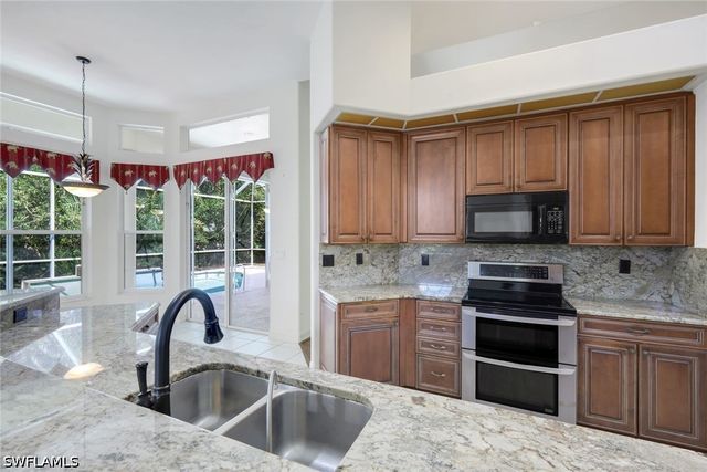 28476 Del Lago WAY, Bonita Springs, FL 34135