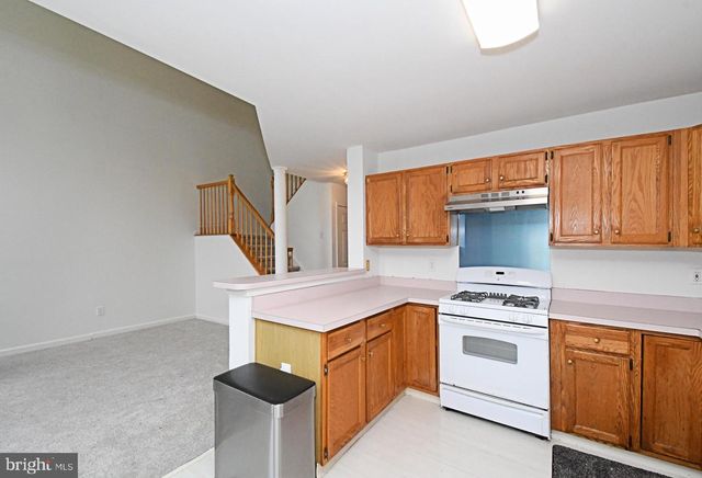 104 AQUEDUCT DR, North Wales, PA 19454
