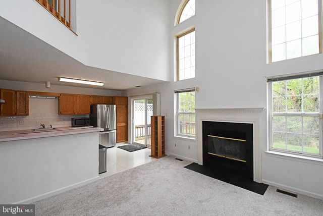 104 AQUEDUCT DR, North Wales, PA 19454