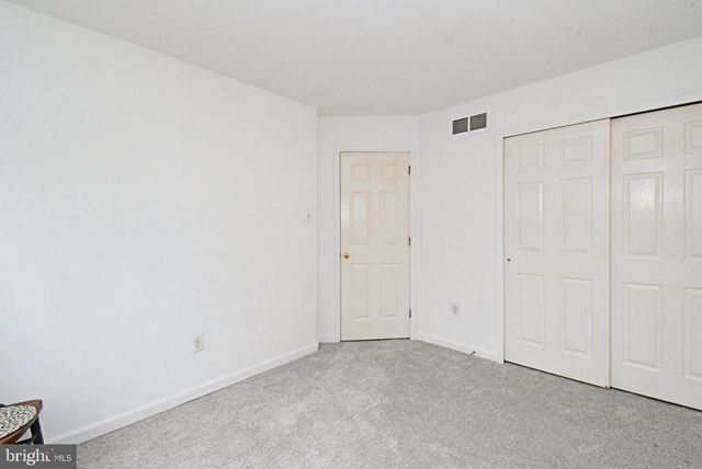 104 AQUEDUCT DR, North Wales, PA 19454