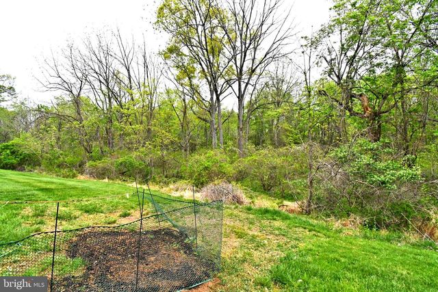 104 AQUEDUCT DR, North Wales, PA 19454