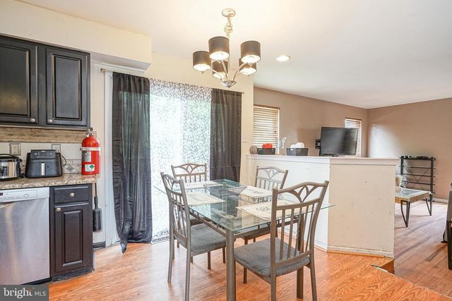 427 MOORE BLVD, Clayton, NJ 08312