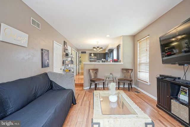 427 MOORE BLVD, Clayton, NJ 08312