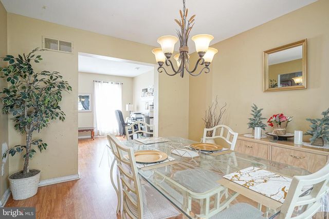 427 MOORE BLVD, Clayton, NJ 08312