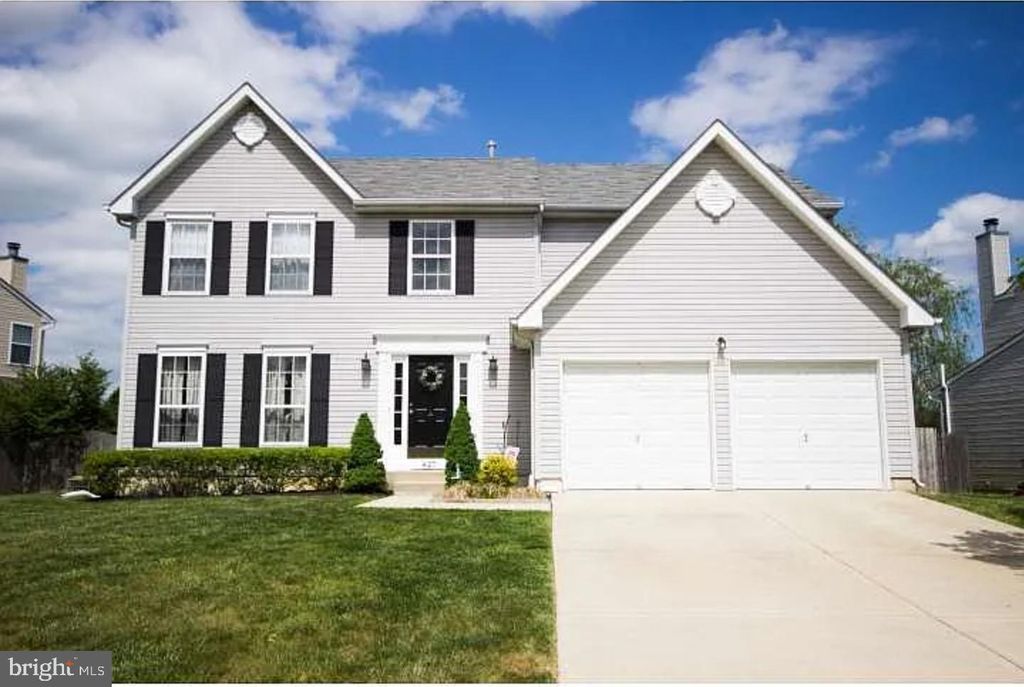 427 MOORE BLVD, Clayton, NJ 08312