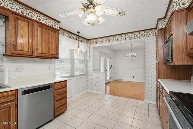 318 Broyles Avenue, Church Hill, TN 37642