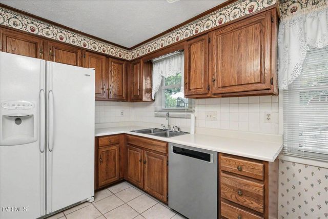 318 Broyles Avenue, Church Hill, TN 37642