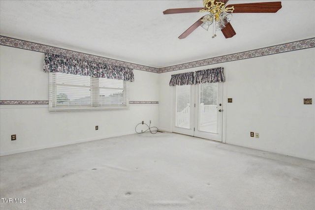 318 Broyles Avenue, Church Hill, TN 37642