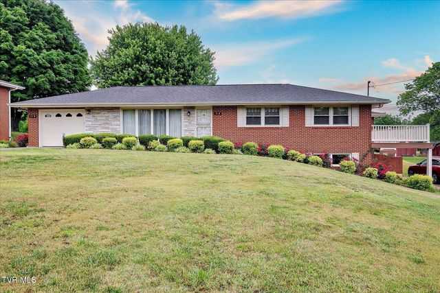 318 Broyles Avenue, Church Hill, TN 37642