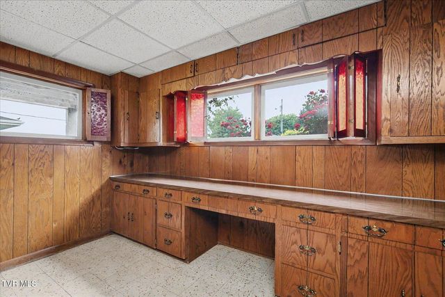 318 Broyles Avenue, Church Hill, TN 37642