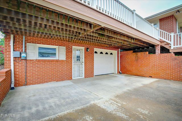 318 Broyles Avenue, Church Hill, TN 37642