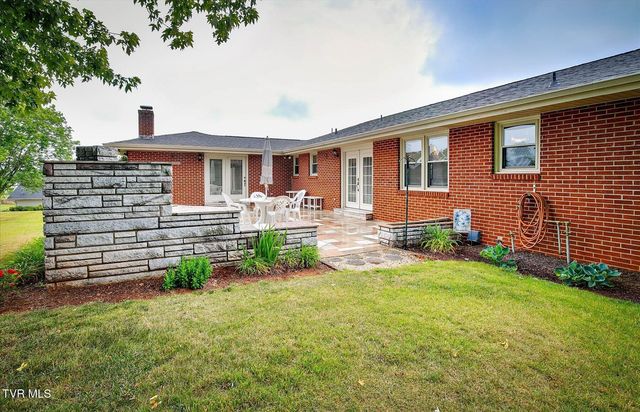 318 Broyles Avenue, Church Hill, TN 37642