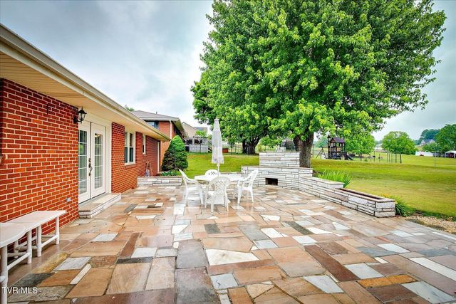 318 Broyles Avenue, Church Hill, TN 37642