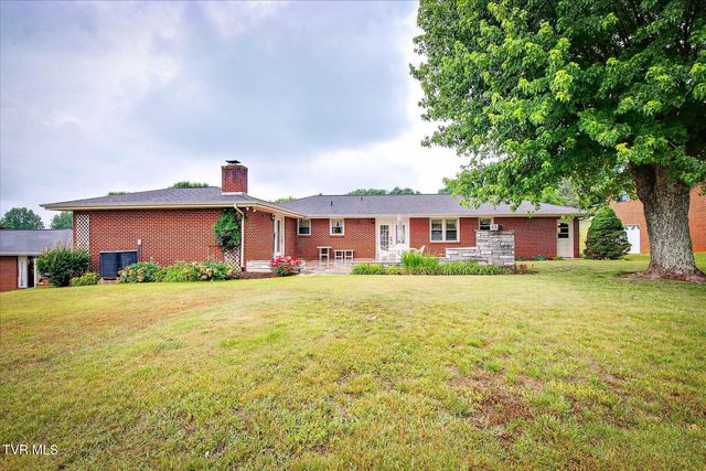 318 Broyles Avenue, Church Hill, TN 37642