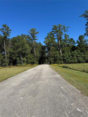 2015 Pan Am Road, Kountze, TX 77624