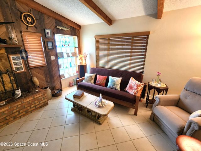 241 Avenida Central, Indialantic, FL 32903