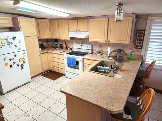 241 Avenida Central, Indialantic, FL 32903
