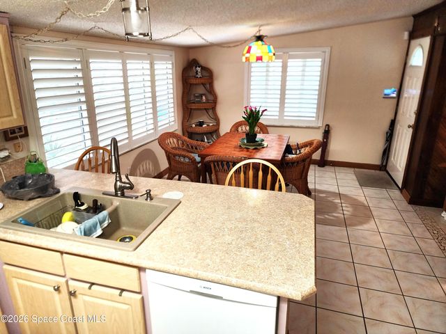 241 Avenida Central, Indialantic, FL 32903