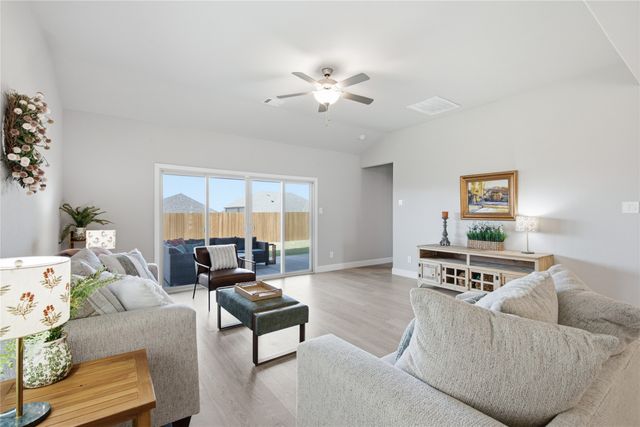 6656 Denim Drive, Fort Worth, TX 76036
