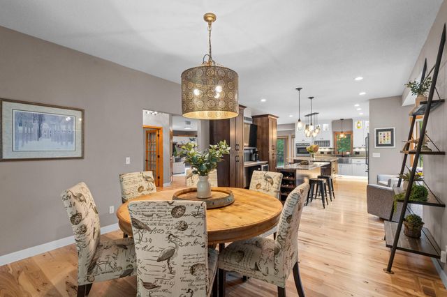 1435 Wildflower Lane, Chaska, MN 55318