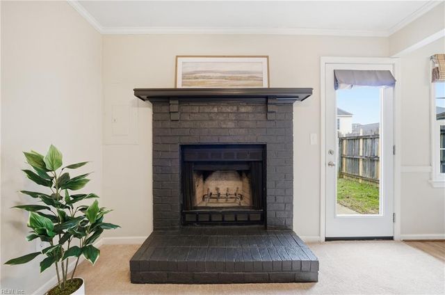 1614 Sword Dancer DR, Virginia Beach, VA 23454