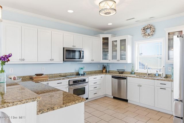 1417 Carolina Boulevard, Holly Ridge, NC 28445