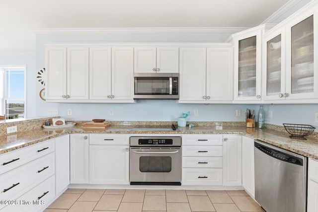 1417 Carolina Boulevard, Holly Ridge, NC 28445