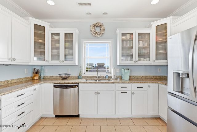 1417 Carolina Boulevard, Holly Ridge, NC 28445