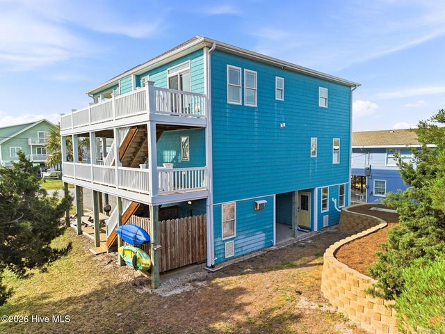 1417 Carolina Boulevard, Holly Ridge, NC 28445
