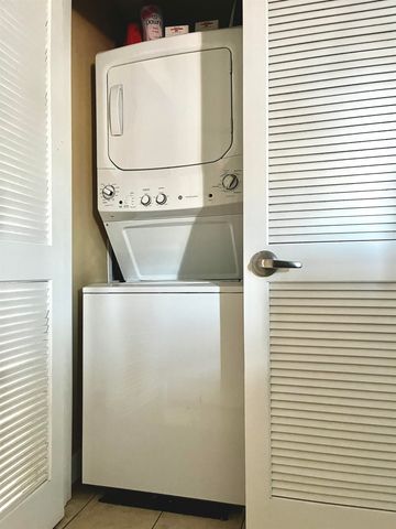 101 W Village Dr Apt 101, Staunton, VA 24401