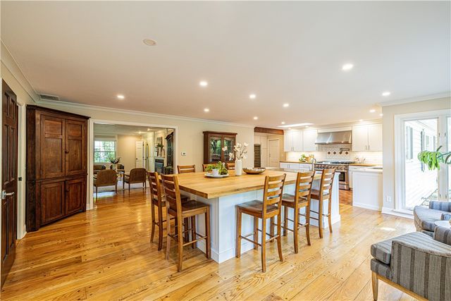 55 Babcock Drive, Brighton, NY 14610
