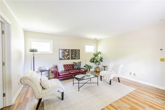 55 Babcock Drive, Brighton, NY 14610
