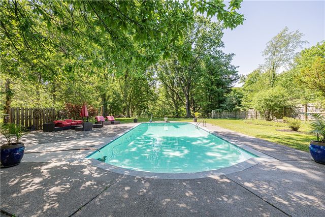 55 Babcock Drive, Brighton, NY 14610