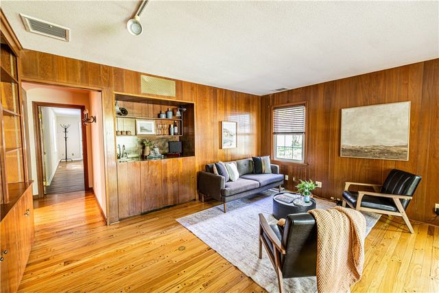 55 Babcock Drive, Brighton, NY 14610
