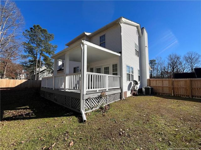 1559 Grassy Branch Drive, Fayetteville, NC 28304
