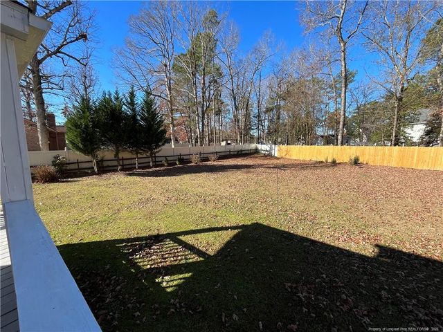 1559 Grassy Branch Drive, Fayetteville, NC 28304