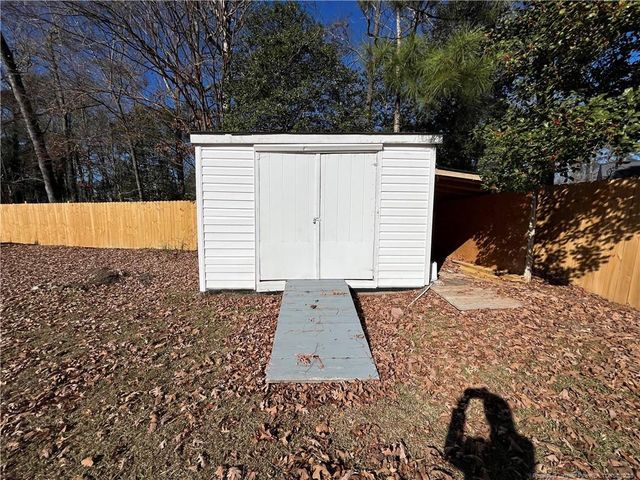 1559 Grassy Branch Drive, Fayetteville, NC 28304