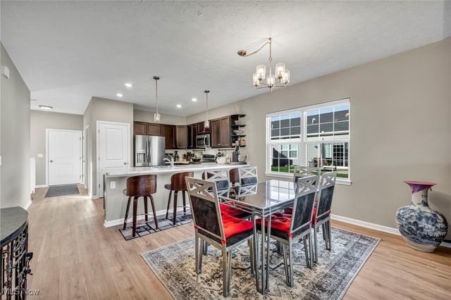 130 W Spring Drive, Elyria, OH 44035